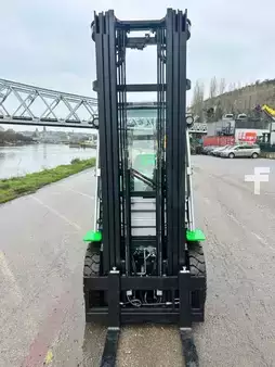 Gázüzemű targoncák 2026  Cesab M320GV (7)