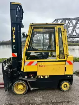 Sähkö - 4 pyör 2008  Hyster E4.50XLS (2)
