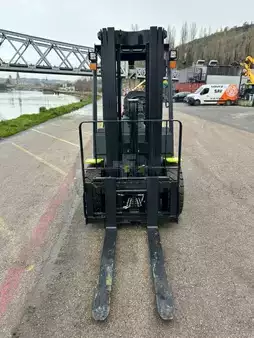 Dieselstapler 2026 Clark S30D (10)