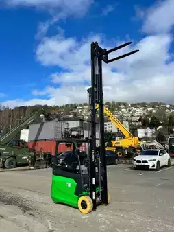 Elektromos 3 kerekű  Cesab B316II (10)