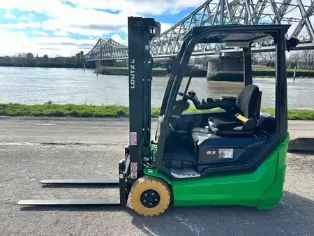 Elektromos 3 kerekű  Cesab B316II (3)