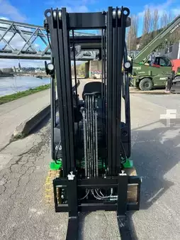 Elektromos 3 kerekű  Cesab B316II (7)