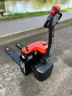 Electric Pallet Trucks 2026  EP Equipment EPT20-15ET2H (5)