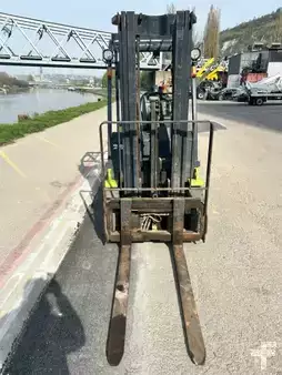 LPG Forklifts 2015  Clark C18L (8)