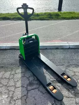 Electric Pallet Trucks 2026  Cesab PO15i (13)