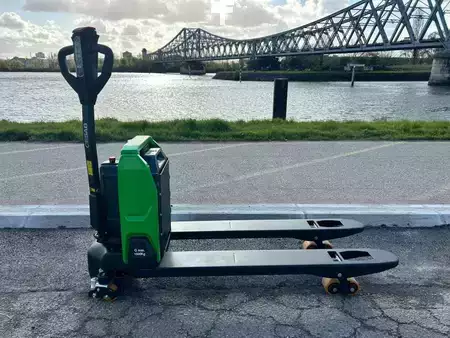 Electric Pallet Trucks 2026  Cesab PO15i (8)