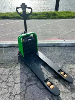 Electric Pallet Trucks 2026  Cesab PO15i (13)
