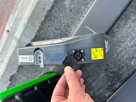 Electric Pallet Trucks 2026  Cesab PO15i (6)