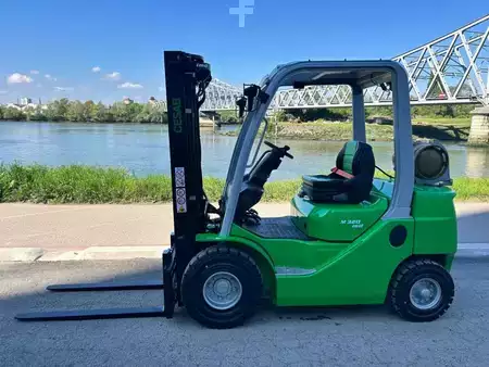 Nestekaasutrukki 2026  Cesab M320GV (3)