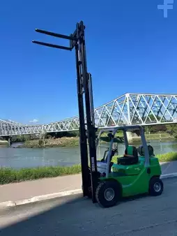 Nestekaasutrukki 2026  Cesab M320GV (9)