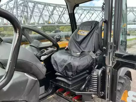 Empilhador a gás 2016  JCB 540-170 (10)