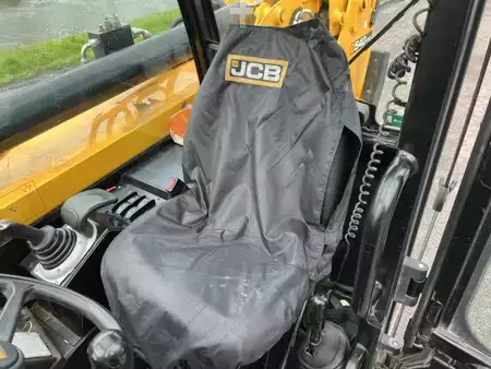 Empilhador a gás 2016  JCB 540-170 (11)