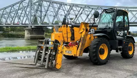 Empilhador a gás 2016  JCB 540-170 (3)