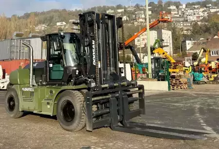Diesel heftrucks 2022  Doosan D160S-9 (15)
