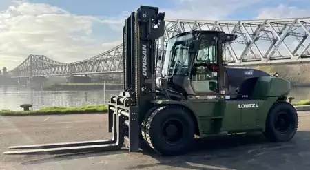 Diesel heftrucks 2022  Doosan D160S-9 (3)