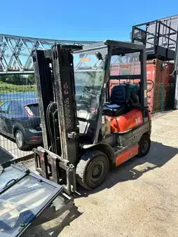 Gas gaffeltruck 2026  Toyota 6FGF18 (1)