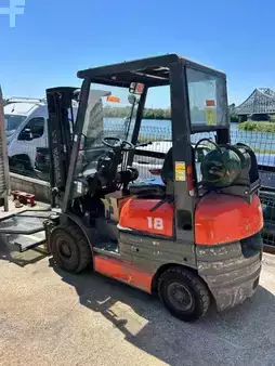 Gas gaffeltruck 2026  Toyota 6FGF18 (2)