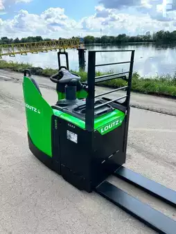 Wózki niskiego podnoszenia 2025  Cesab P322 (3)