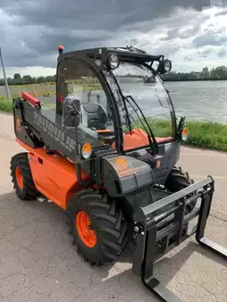 Gas truck 2026  Ausa T144H Plus (15)