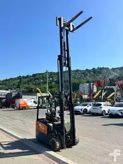 3-wiel elektrische heftrucks 2020  Doosan B18T-7 (10)