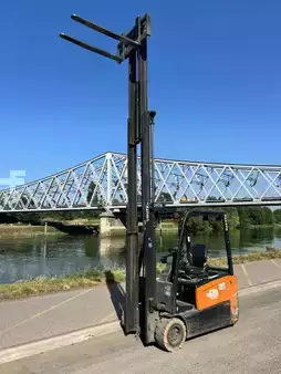3-wiel elektrische heftrucks 2020  Doosan B18T-7 (9)