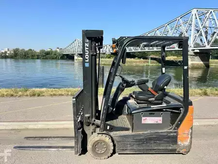 3-wiel elektrische heftrucks 2019  Doosan B18T-7 (1)