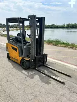 Elektromos 4 kerekű 2020  Jungheinrich EFG318K (5)