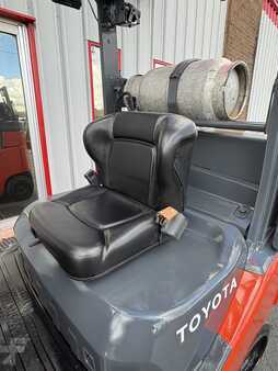 Carretilla elevadora GLP 2017  Toyota 8FGC35U-BCS (18)