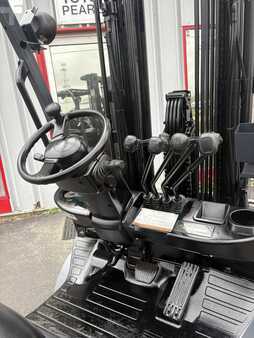 Propane Forklifts 2014  Toyota 8FGCU30 (18)