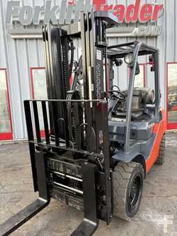 Propane Forklifts 2011  Toyota 8FGU30 (18)