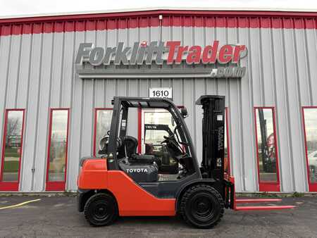 Propane Forklifts 2012  Toyota 8FGCU25 (20)