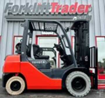 Propane Forklifts 2013  Toyota 8FGU25 (6)