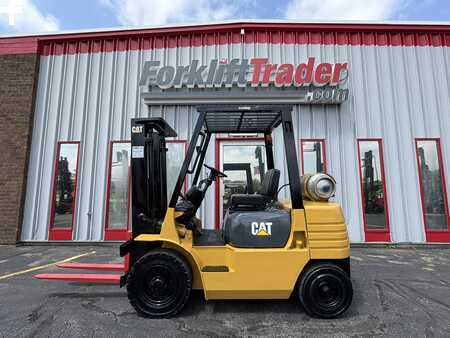 Propane Forklifts  CAT Lift Trucks GP25 (6)