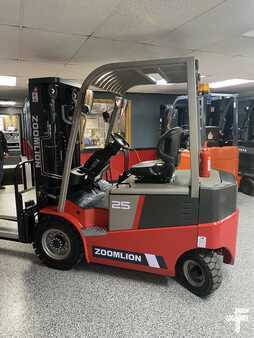 Eléctrica de 4 ruedas 2025  Zoomlion EB25 (23)