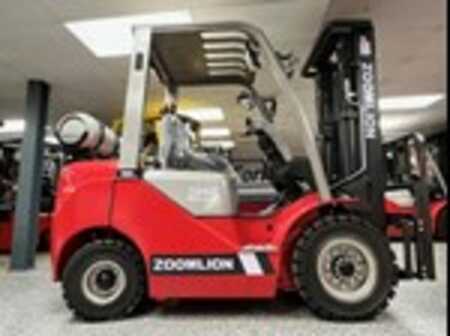 Propane Forklifts  Zoomlion FL25 (1) 