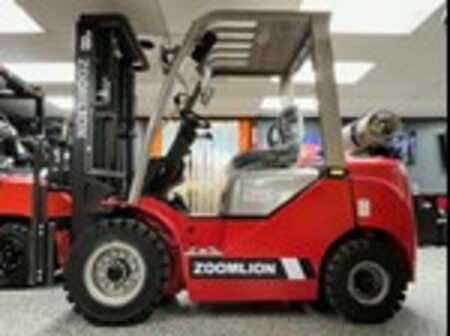 Propane Forklifts - Zoomlion FL25 (5)
