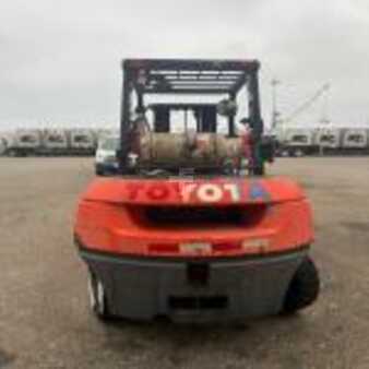 Propane Forklifts 2005  Toyota 7FGU35 (4)