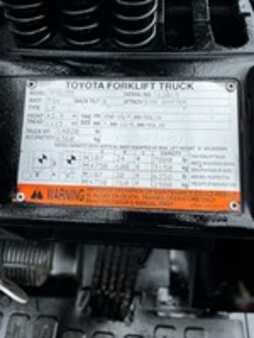 Propane Forklifts  Toyota 7FGU35 (8) 