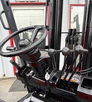 Propane Forklifts  Toyota 42-6FGCU18 (19)