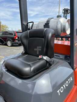 Propane Forklifts 2007  Toyota 7FGCU45 (8)