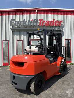 Propane Forklifts 2013  Toyota 7FGU45 (20)