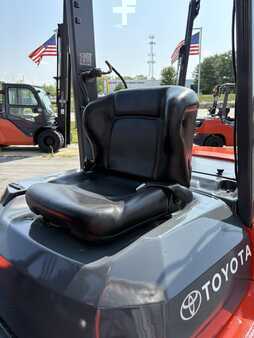 Propane Forklifts 2013  Toyota 7FGU45 (8)
