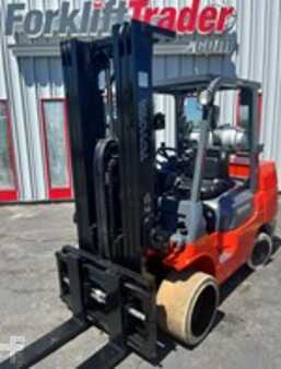 Propane Forklifts 2012  Toyota 7FGCU45 (2)