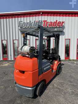 Propane Forklifts 2003  Toyota 7FGCU25 (1)