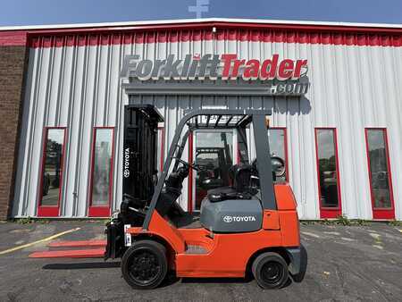 Propane Forklifts 2003  Toyota 7FGCU25 (6)