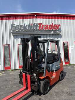 Propane Forklifts 2003  Toyota 7FGCU25 (7)