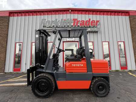 Propane Forklifts - Toyota 02-5FG30 (6)