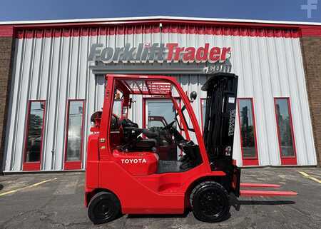 Propane Forklifts  Toyota 8FGCU20 (21)