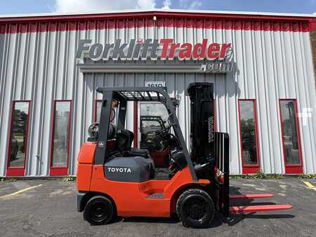 Propane Forklifts 2006  Toyota 7FGCU25 (11)