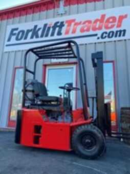 Propane Forklifts  Hyster QC-20 (5) 